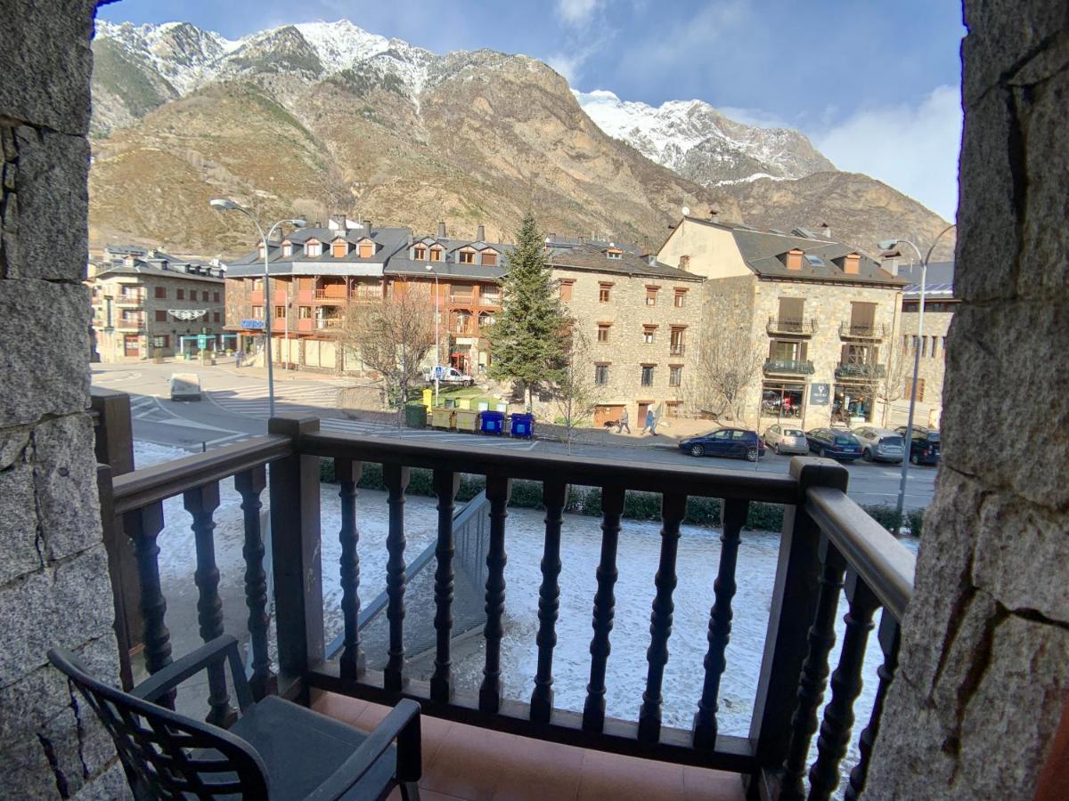 Apartamentos Los Lagos Benasque Exterior photo