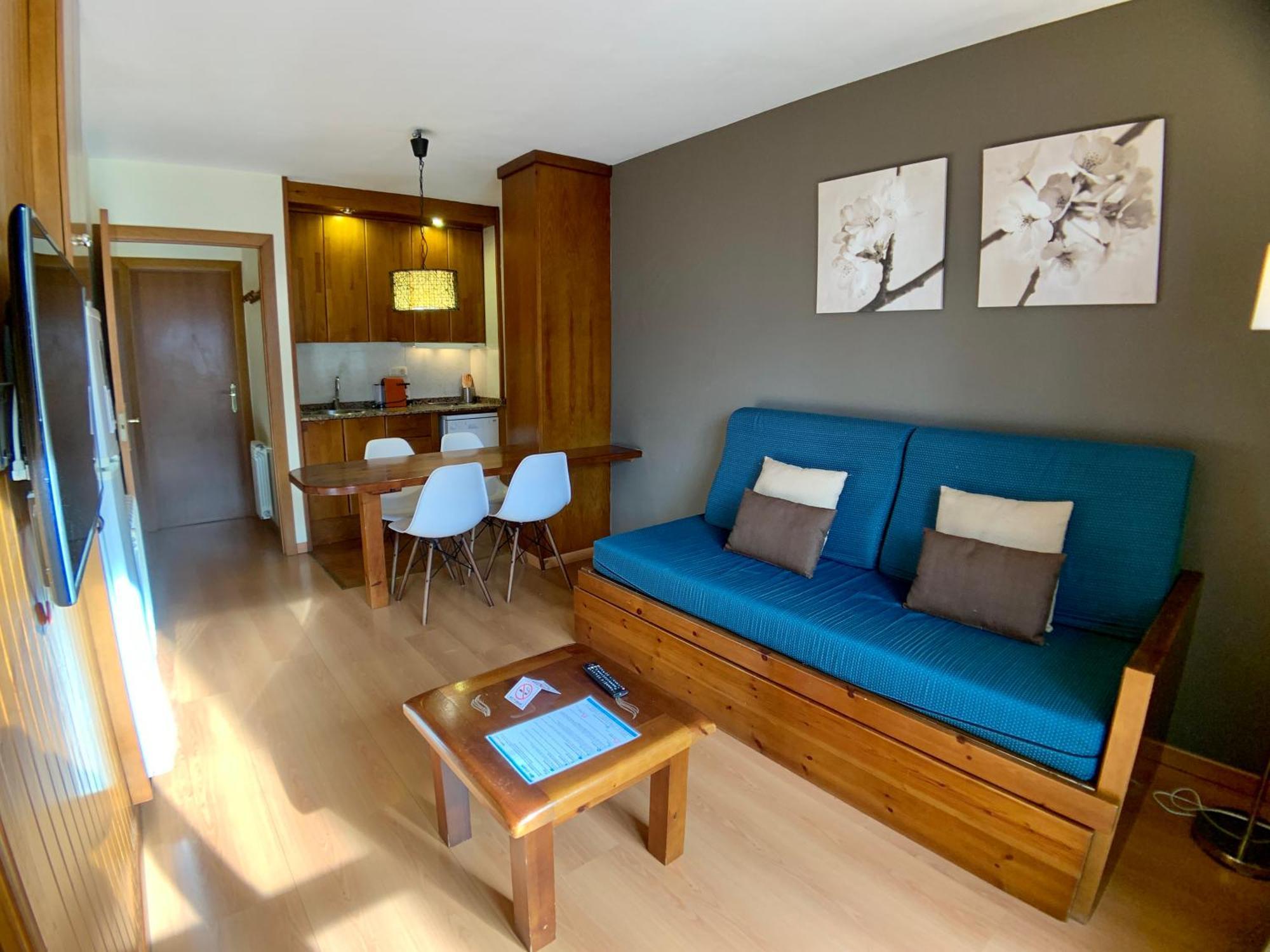 Apartamentos Los Lagos Benasque Exterior photo